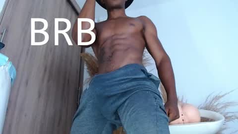 liam_bolt online show from April 28, 2:33 pm