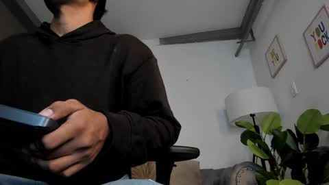 Snapshot of liam_colliins chatting on October 2, 11:50 am Liam Collins online show from October 2, 11:50 am