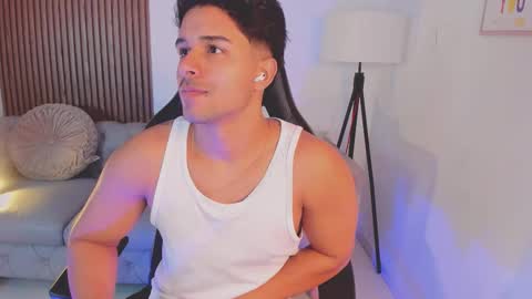 Snapshot of liam_colliins chatting on October 8, 11:41 am Liam Collins online show from October 8, 11:41 am