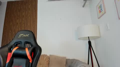 Snapshot of liam_colliins chatting on October 11, 11:42 am Liam Collins online show from October 11, 11:42 am