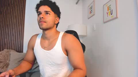 Snapshot of liam_colliins chatting on October 15, 11:43 am Liam Collins online show from October 15, 11:43 am