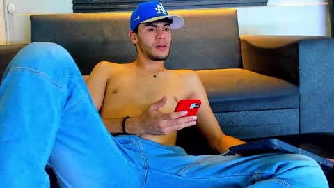 liam_genner online show from September 9, 1:05 am