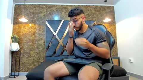 Snapshot of liam_kleiin chatting on September 23, 11:13 am LIAM KLEIN online show from September 23, 11:13 am