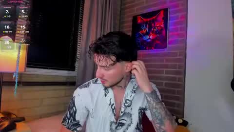liam online show from June 18, 3:07 am