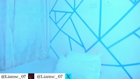 Liam scott77 online show from April 2, 11:35 pm