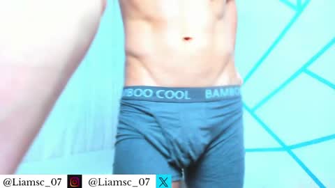 Liam scott77 online show from May 15, 11:12 pm