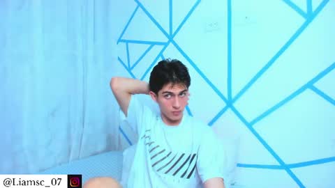Liam scott77 online show from June 9, 8:42 pm
