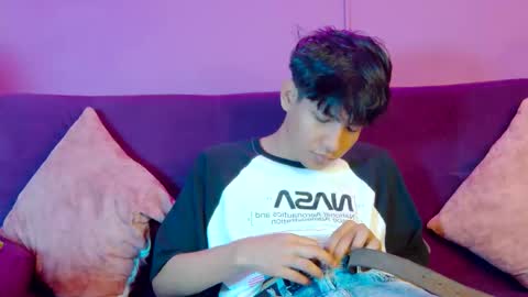 Snapshot of liam_sinclair chatting on February 6, 7:50 pm Liam online show from February 6, 7:50 pm