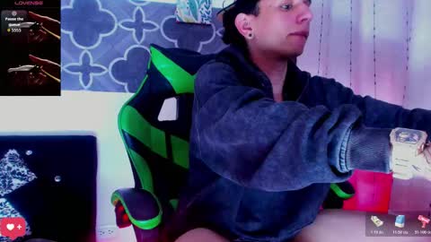 Snapshot of liamblaze chatting on December 3, 11:14 pm liamblaze online show from December 3, 11:14 pm