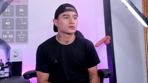 LiamDeep online show from October 19, 6:19 pm