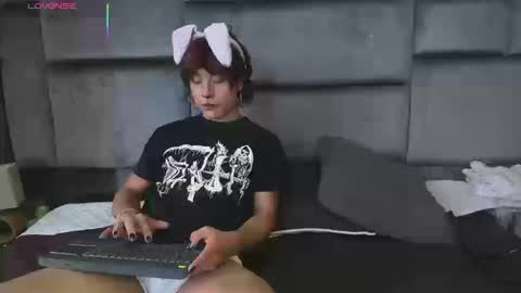 Snapshot of liamgrant_ chatting on March 11, 7:53 pm LIam online show from March 11, 7:53 pm