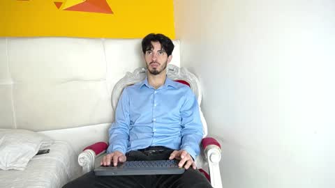 LiamLuxe online show from December 9, 12:08 pm