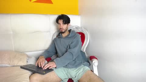 LiamLuxe online show from December 21, 12:38 pm