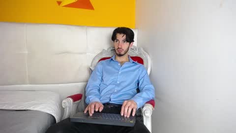 LiamLuxe online show from January 8, 12:37 pm