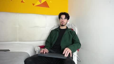 LiamLuxe online show from January 14, 12:14 pm