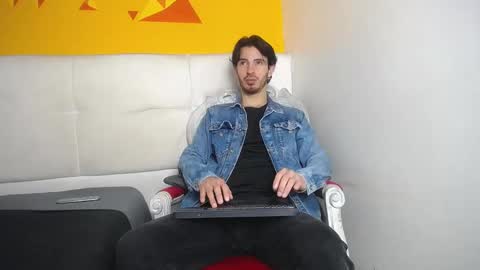 LiamLuxe online show from February 24, 12:26 pm