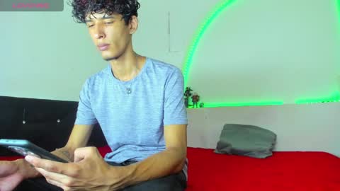 Snapshot of liammendoza98 chatting on May 27, 12:02 pm LIAM KAI online show from May 27, 12:02 pm