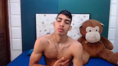 L I A M online show from November 23, 10:37 am