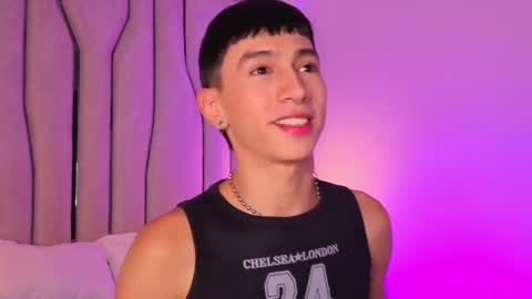 lian_cameron online show from July 29, 2:32 am