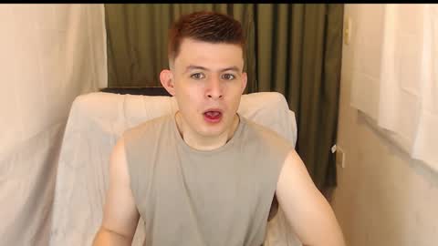 lian_eathan online show from November 28, 5:37 pm