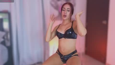 missfernanda  X online show from September 26, 2:21 pm