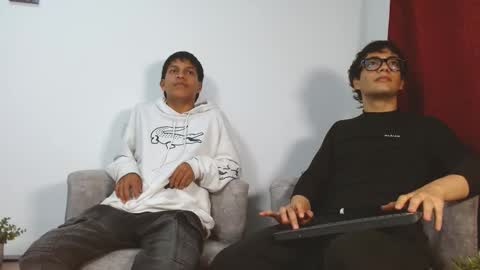 lian_wood online show from September 9, 3:17 am