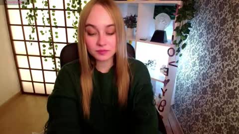 Liana online show from December 23, 2:13 am