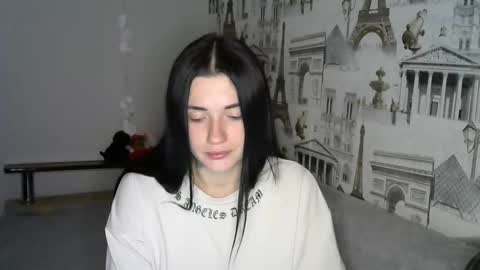 liana_diva online show from December 24, 1:49 am