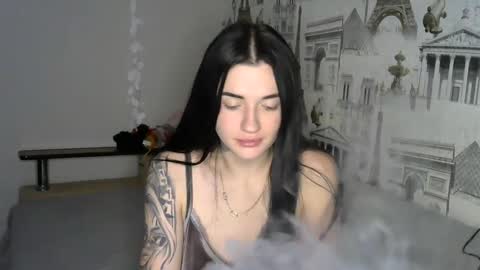 liana_diva online show from December 27, 11:42 pm