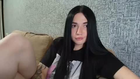 liana_diva online show from June 19, 6:01 pm