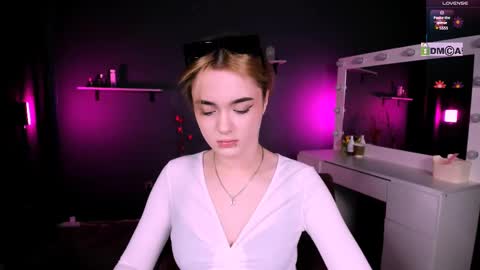 Little Liana  online show from March 8, 8:03 pm