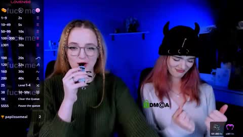 Snapshot of liana_kisses chatting on October 3, 7:22 pm Little Liana online show from October 3, 7:22 pm