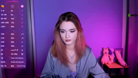 Snapshot of liana_kisses chatting on October 17, 8:00 pm Little Liana online show from October 17, 8:00 pm