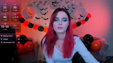 Snapshot of liana_kisses chatting on October 25, 8:00 am Little Liana online show from October 25, 8:00 am