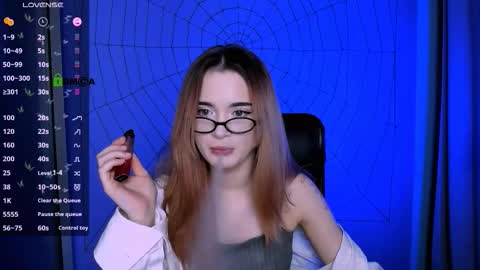 Snapshot of liana_kisses chatting on November 10, 8:30 pm Little Liana online show from November 10, 8:30 pm