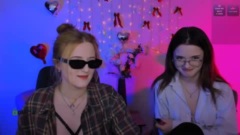 Snapshot of liana_kisses chatting on April 18, 7:58 pm Little Liana online show from April 18, 7:58 pm