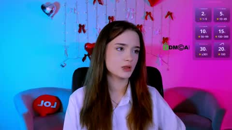 Snapshot of liana_kisses chatting on June 2, 6:32 pm Little Liana online show from June 2, 6:32 pm