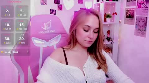 Snapshot of lianabright chatting on June 10, 1:50 am Liana online show from June 10, 1:50 am