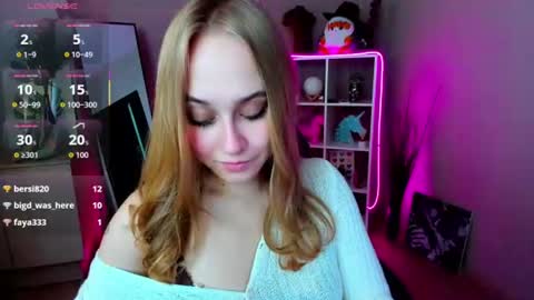 Snapshot of lianabright chatting on June 14, 2:24 am Liana online show from June 14, 2:24 am