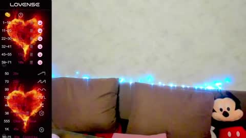 lianawow_ online show from July 9, 1:42 am
