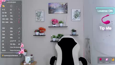 Liane online show from May 26, 10:28 pm