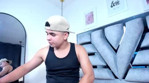 lianfox_ online show from March 17, 12:19 pm