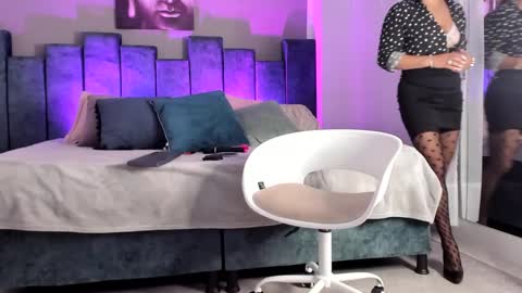 Lian online show from March 11, 7:47 pm