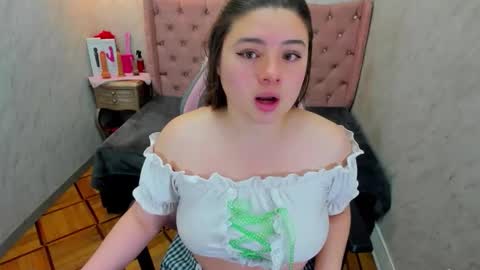 Snapshot of lianngrace chatting on April 1, 2:47 pm Grace online show from April 1, 2:47 pm