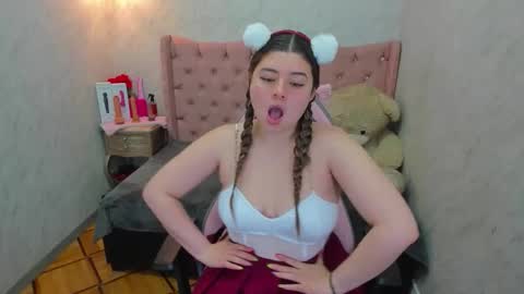 Snapshot of lianngrace chatting on May 5, 3:09 pm Grace online show from May 5, 3:09 pm