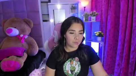 liany_taylor online show from June 5, 3:35 am