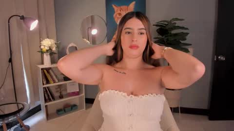 Lia online show from February 20, 1:33 pm