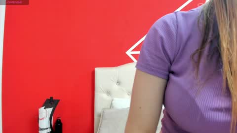 Lia Roberts online show from December 27, 12:12 pm