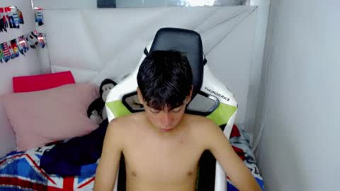 Snapshot of liarr_ chatting on April 30, 3:13 am LIAR online show from April 30, 3:13 am