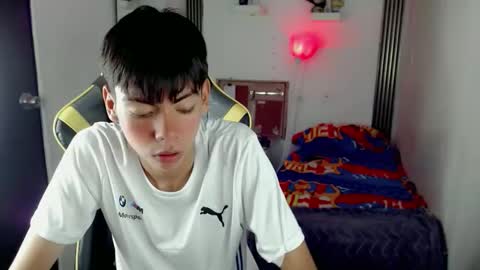 Snapshot of liarr_ chatting on May 6, 2:51 am LIAR online show from May 6, 2:51 am